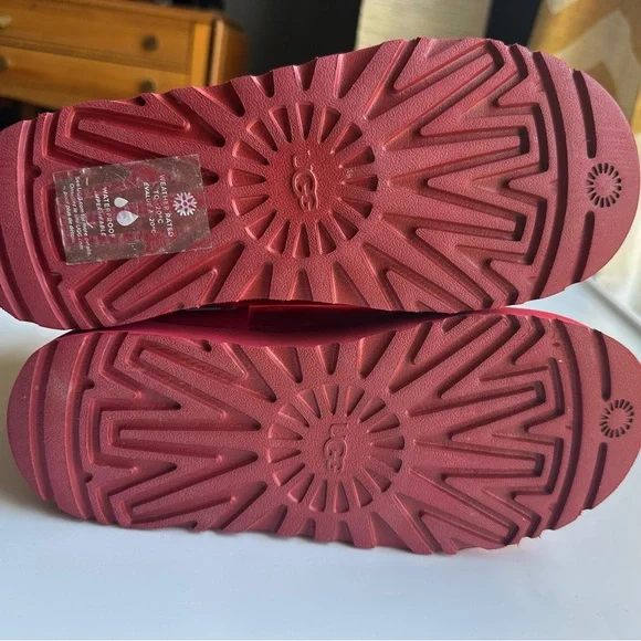 UGG Women's Classic Clear Mini Ankle Boots Red US Size‎ 7 - Picture 12 of 16